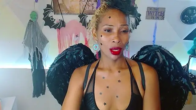 Snapshot of NatashaDormat chatting on 31, 10, 2025 NatashaDormat online show from 31, 10, 2025