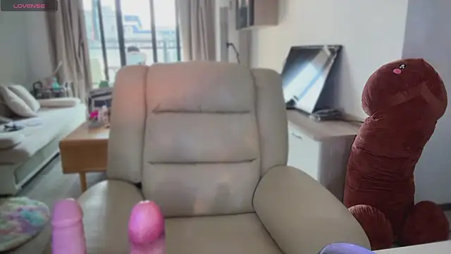 Bunny Tutu online show from 21, 1, 2025