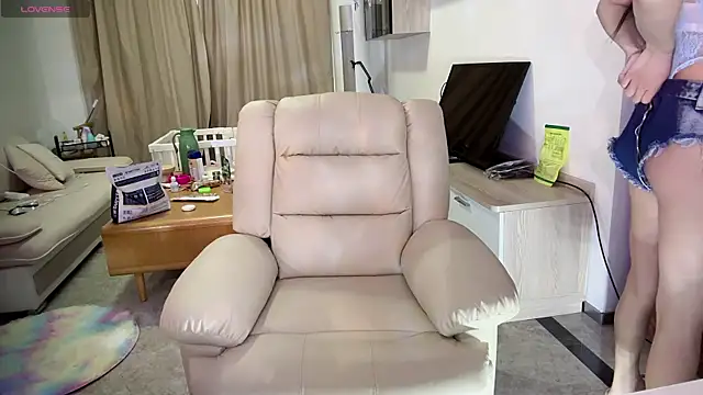 Bunny Tutu online show from 23, 1, 2025