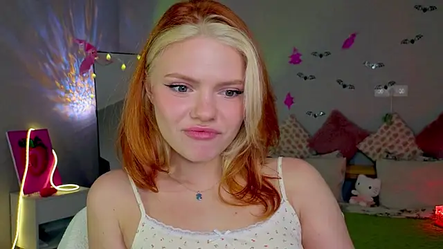 Red  Candy online show from 29, 10, 2025