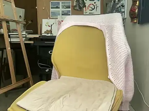 naughtyonbicycle online show from 16, 11, 2025