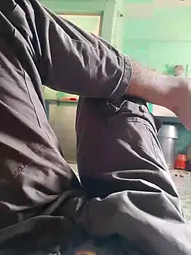 Snapshot of William390 chatting on 7, 12, 2024 William390 online show from 7, 12, 2024