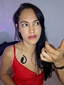 Snapshot of Sara_P10 chatting on 6, 1, 2025 Sara P10 online show from 6, 1, 2025