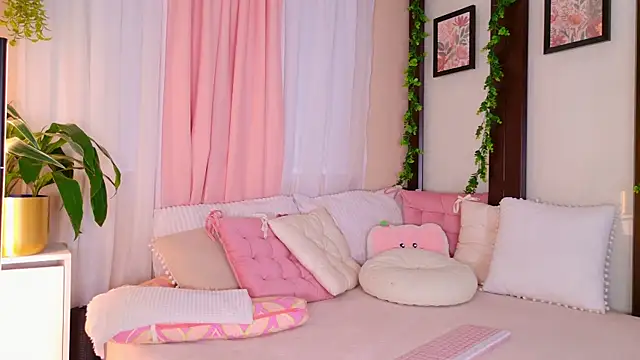 Zafiiro Blue online show from 19, 3, 2026