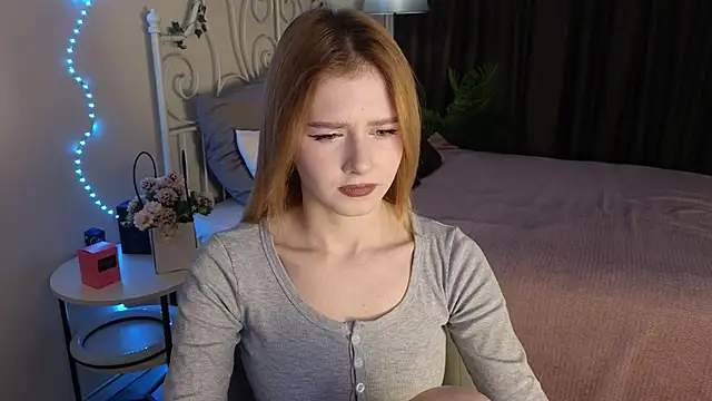 jenny bunny  online show from 8, 10, 2025