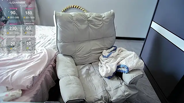 Snapshot of Feifei-cn chatting on 9, 3, 2025 Feifei-cn online show from 9, 3, 2025