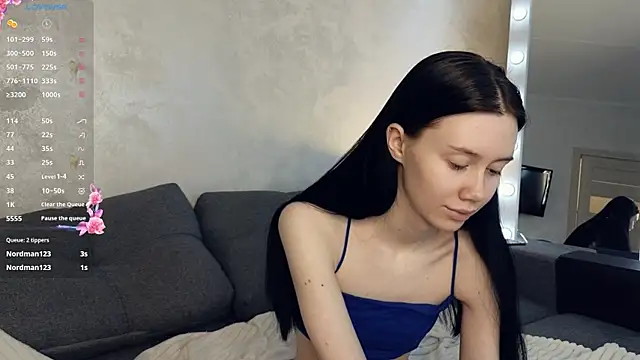 emilia walton online show from 24, 12, 2024
