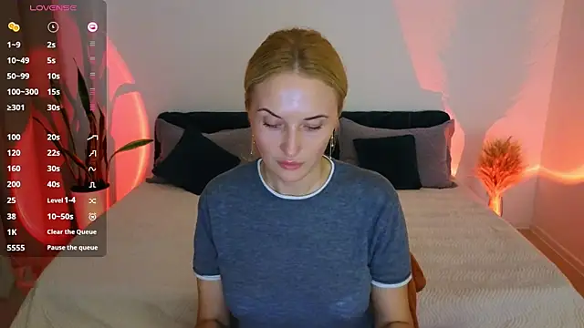 Snapshot of AlisssaRose chatting on 4, 10, 2025 AlisssaRose online show from 4, 10, 2025