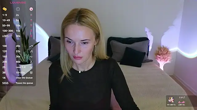 Snapshot of AlisssaRose chatting on 18, 10, 2025 AlisssaRose online show from 18, 10, 2025