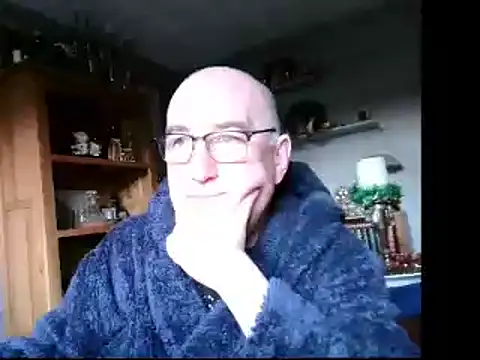 Snapshot of Adamdaddybear chatting on 18, 12, 2024 Adamdaddybear online show from 18, 12, 2024