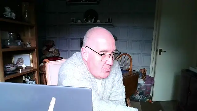 Snapshot of Adamdaddybear chatting on 13, 1, 2025 Adamdaddybear online show from 13, 1, 2025