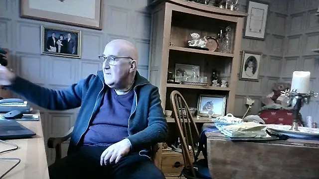 Snapshot of Adamdaddybear chatting on 26, 1, 2025 Adamdaddybear online show from 26, 1, 2025