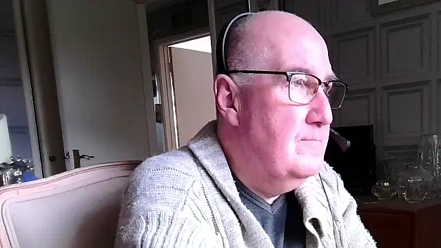 Snapshot of Adamdaddybear chatting on 16, 3, 2025 Adamdaddybear online show from 16, 3, 2025