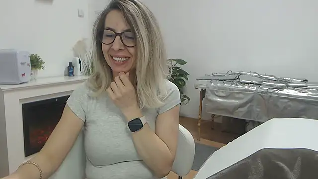 SukyGirl online show from 1, 3, 2025