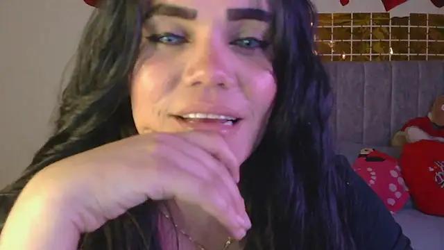 Snapshot of blue_angel33 chatting on 7, 3, 2025 blue angel33 online show from 7, 3, 2025