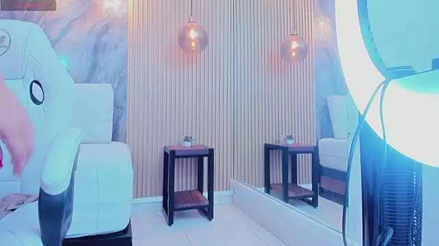 Snapshot of ella_harper chatting on 30, 9, 2025 ella harper online show from 30, 9, 2025