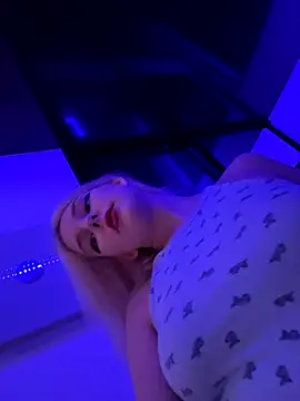 Snapshot of XMelissaX chatting on 3, 12, 2025 XMelissaX online show from 3, 12, 2025