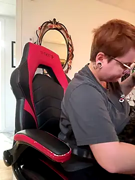 Sweetleeahxx online show from 22, 10, 2025