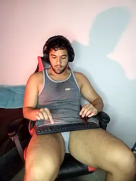 Snapshot of FreyrStyle chatting on 7, 3, 2025 FreyrStyle online show from 7, 3, 2025