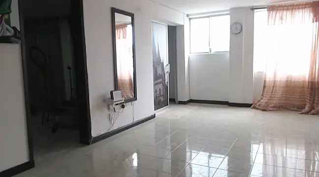 Miapeyton online show from 8, 12, 2024