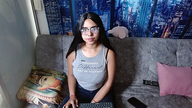 Miapeyton online show from 29, 4, 2026