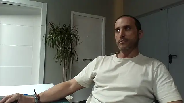 Lucas   81 online show from 8, 4, 2026
