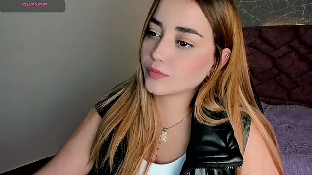 Snapshot of Lucia_star__ chatting on 28, 12, 2024 Lucia star online show from 28, 12, 2024