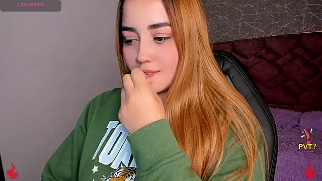 Snapshot of Lucia_star__ chatting on 23, 1, 2025 Lucia star online show from 23, 1, 2025