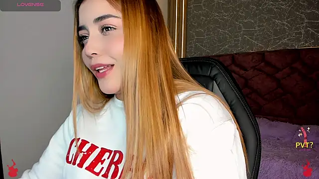 Snapshot of Lucia_star__ chatting on 24, 1, 2025 Lucia star online show from 24, 1, 2025