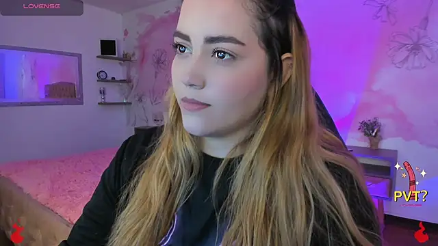 Snapshot of Lucia_star__ chatting on 14, 2, 2025 Lucia star online show from 14, 2, 2025