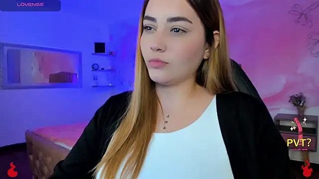 Snapshot of Lucia_star__ chatting on 20, 2, 2025 Lucia star online show from 20, 2, 2025