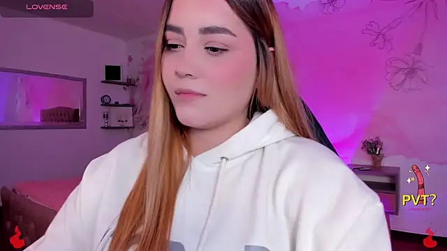 Snapshot of Lucia_star__ chatting on 22, 2, 2025 Lucia star online show from 22, 2, 2025