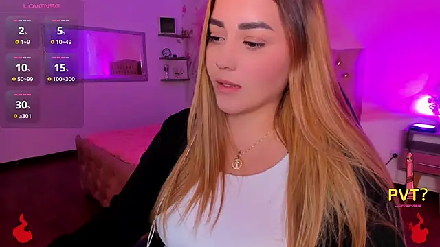 Snapshot of Lucia_star__ chatting on 11, 3, 2025 Lucia star online show from 11, 3, 2025