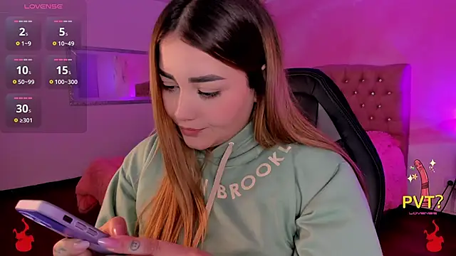 Snapshot of Lucia_star__ chatting on 14, 3, 2025 Lucia star online show from 14, 3, 2025