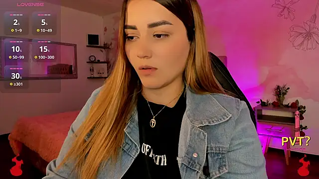 Snapshot of Lucia_star__ chatting on 19, 3, 2025 Lucia star online show from 19, 3, 2025