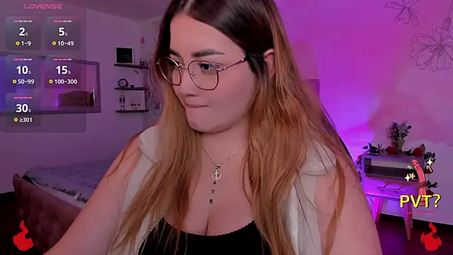 Snapshot of Lucia_star__ chatting on 21, 3, 2025 Lucia star online show from 21, 3, 2025