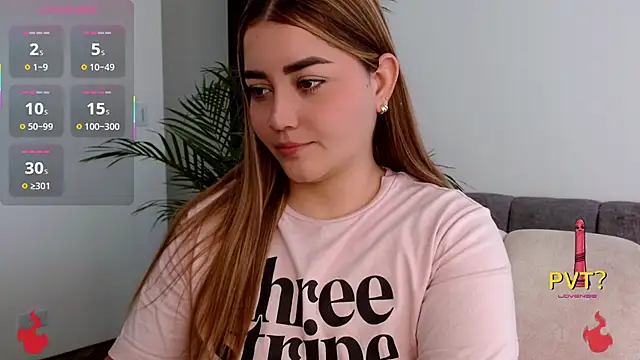 Snapshot of Lucia_star__ chatting on 18, 10, 2025 Lucia star online show from 18, 10, 2025