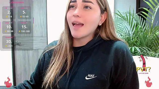 Snapshot of Lucia_star__ chatting on 31, 10, 2025 Lucia star online show from 31, 10, 2025