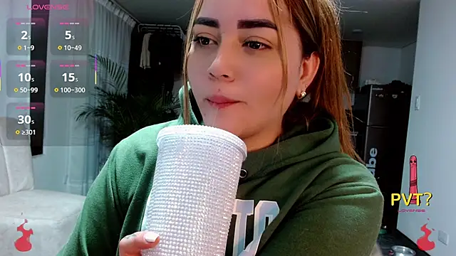 Snapshot of Lucia_star__ chatting on 14, 11, 2025 Lucia star online show from 14, 11, 2025