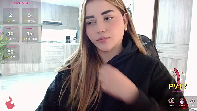 Snapshot of Lucia_star__ chatting on 5, 12, 2025 Lucia star online show from 5, 12, 2025