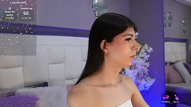 Snapshot of CuteAri chatting on 2, 12, 2025 CuteAri online show from 2, 12, 2025