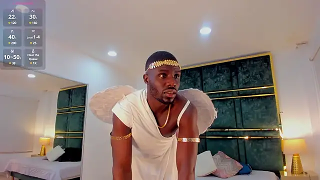 Latrellx7 online show from 9, 2, 2025