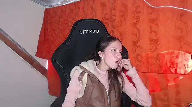 Snapshot of sweetdam12 chatting on 22, 2, 2025 sweetdam12 online show from 22, 2, 2025