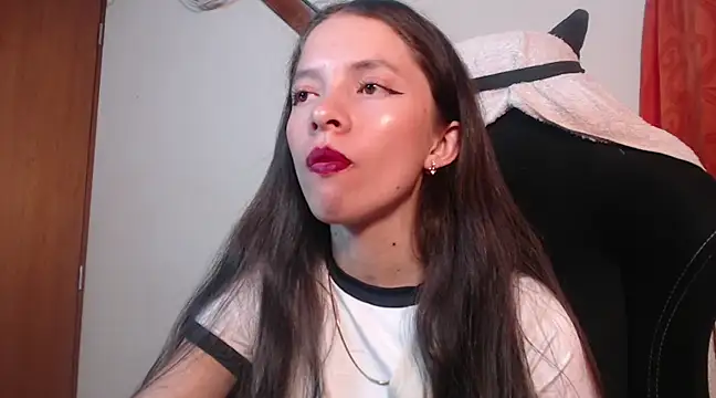 Snapshot of sweetdam12 chatting on 24, 2, 2025 sweetdam12 online show from 24, 2, 2025
