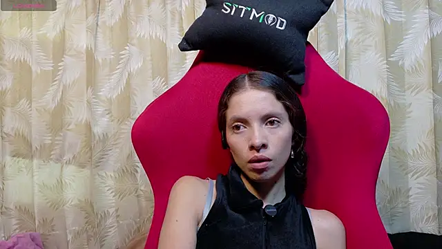 Snapshot of sweetdam12 chatting on 11, 9, 2025 sweetdam12 online show from 11, 9, 2025