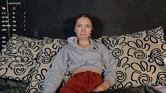 Snapshot of sweetdam12 chatting on 17, 10, 2025 sweetdam12 online show from 17, 10, 2025