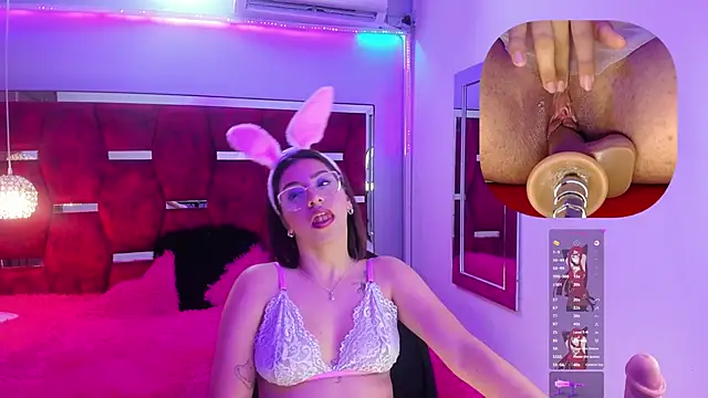 Snapshot of CamilaVegas_ chatting on 21, 1, 2025 CamilaVegas online show from 21, 1, 2025