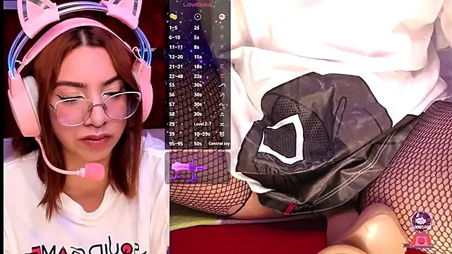 Snapshot of CamilaVegas_ chatting on 27, 9, 2025 CamilaVegas online show from 27, 9, 2025