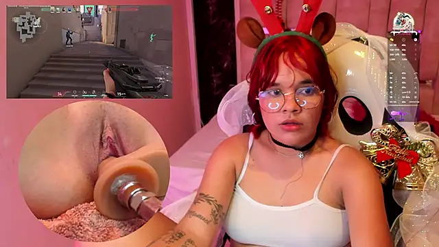 PetiteSalome online show from 23, 12, 2024