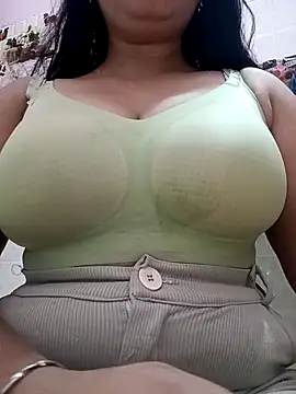 cute-mahek online show from 5, 11, 2025